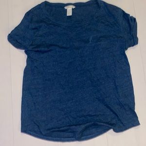 Old navy plain navy blue shirt says small but more like medium